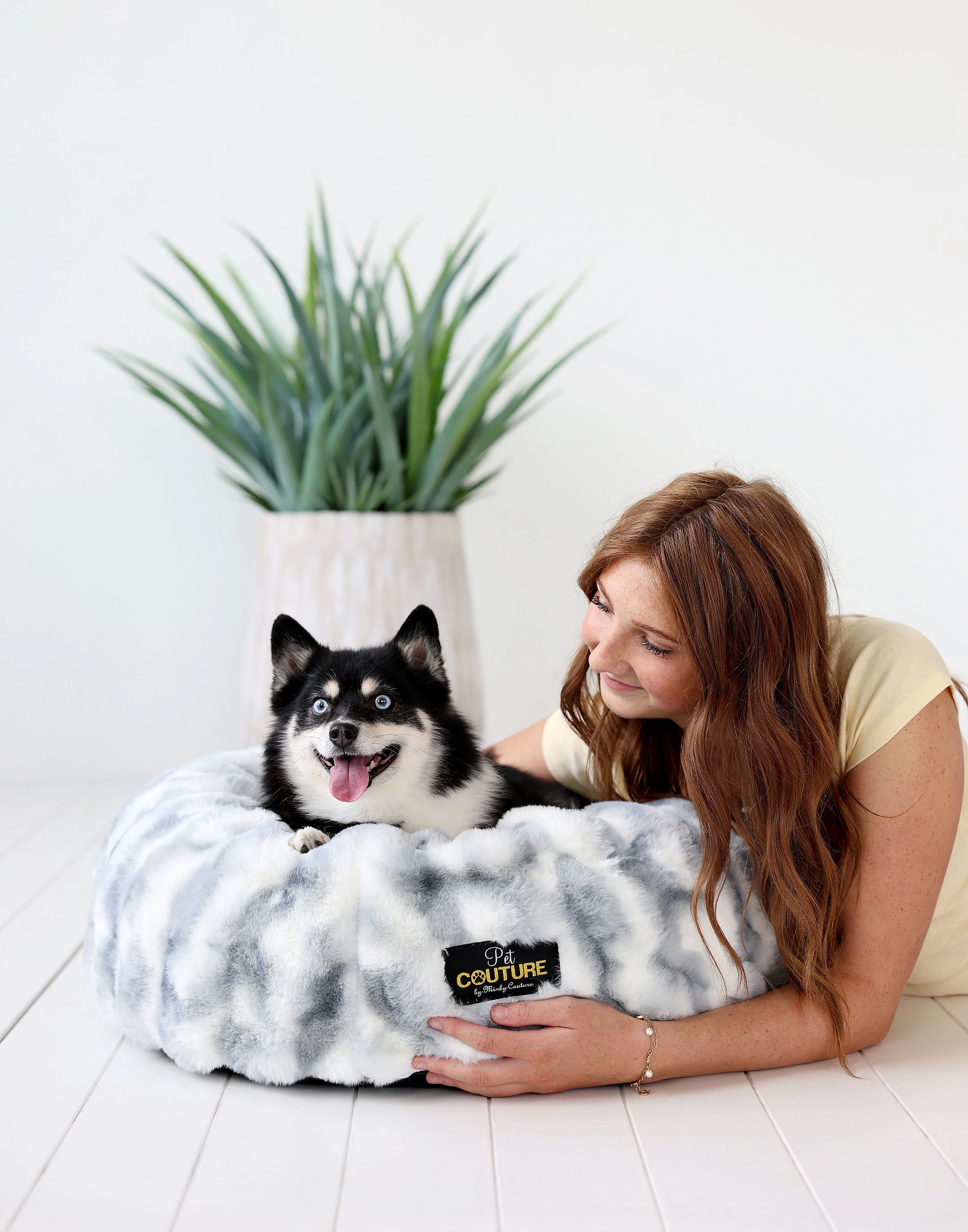 Cloudy Day Blue Pet Bed - Image 3