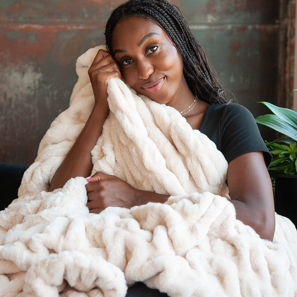 Hugs Oatmeal Blanket - Image 5